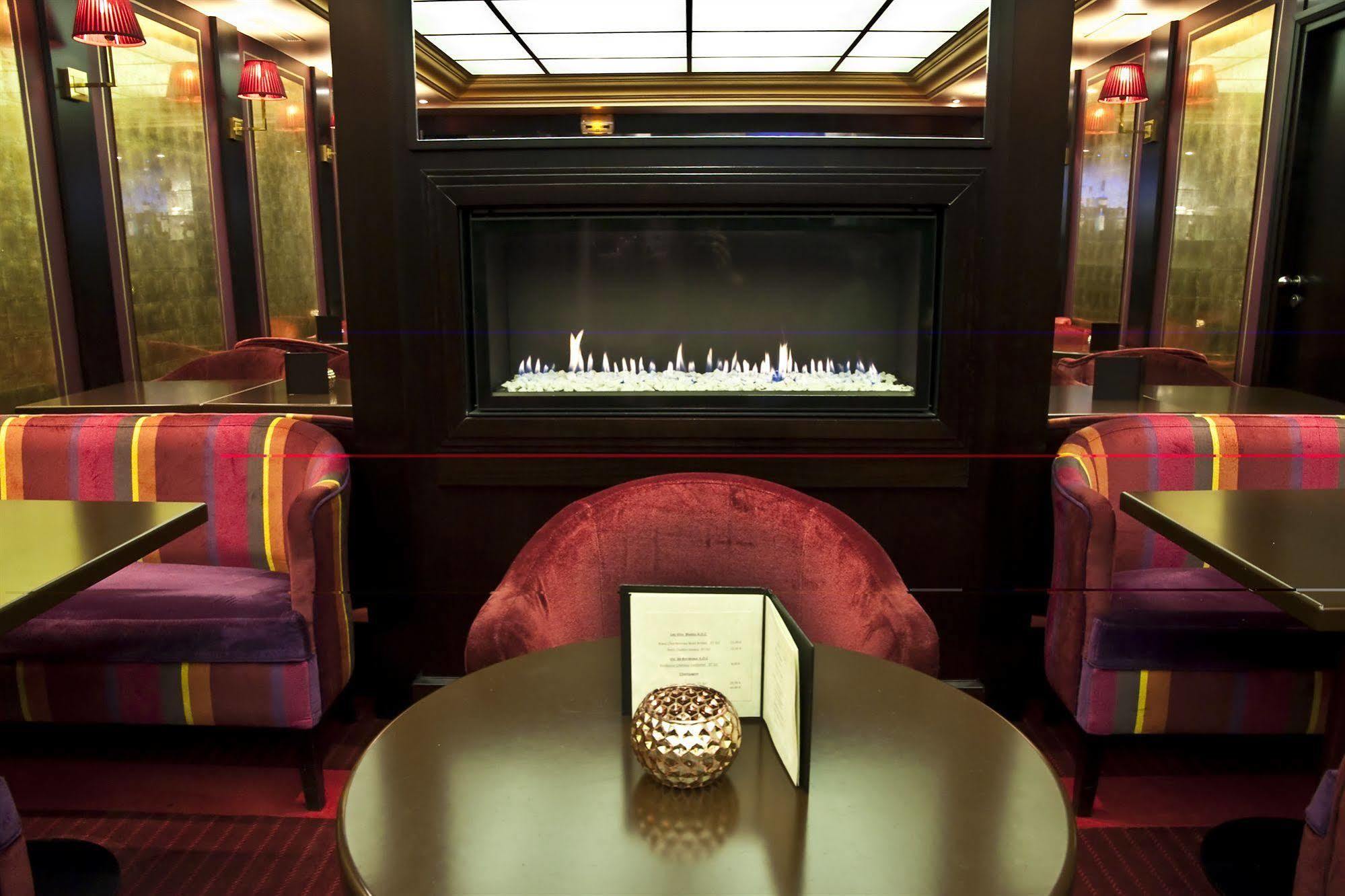 Hotel Casimir Paris Bagian luar foto